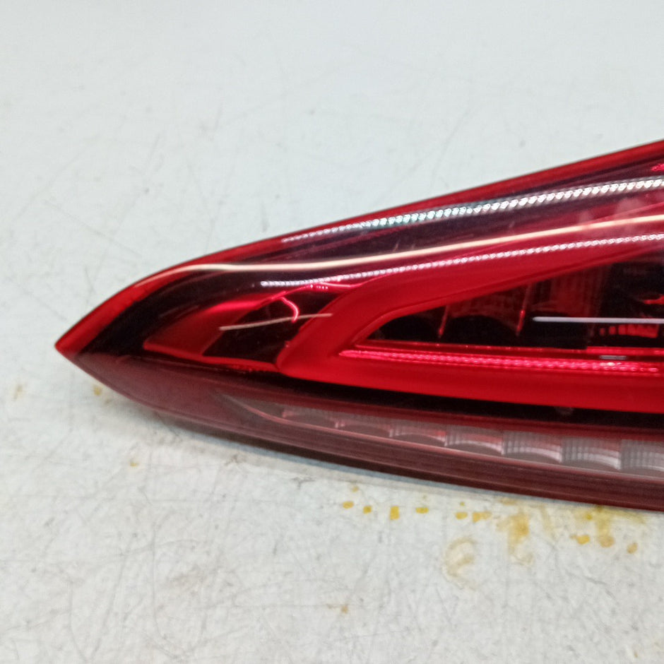 MERCEDES A-CLASS W177 DRIVER RIGHT OS REAR INNER TAIL LIGHT A1779062000 FMT242