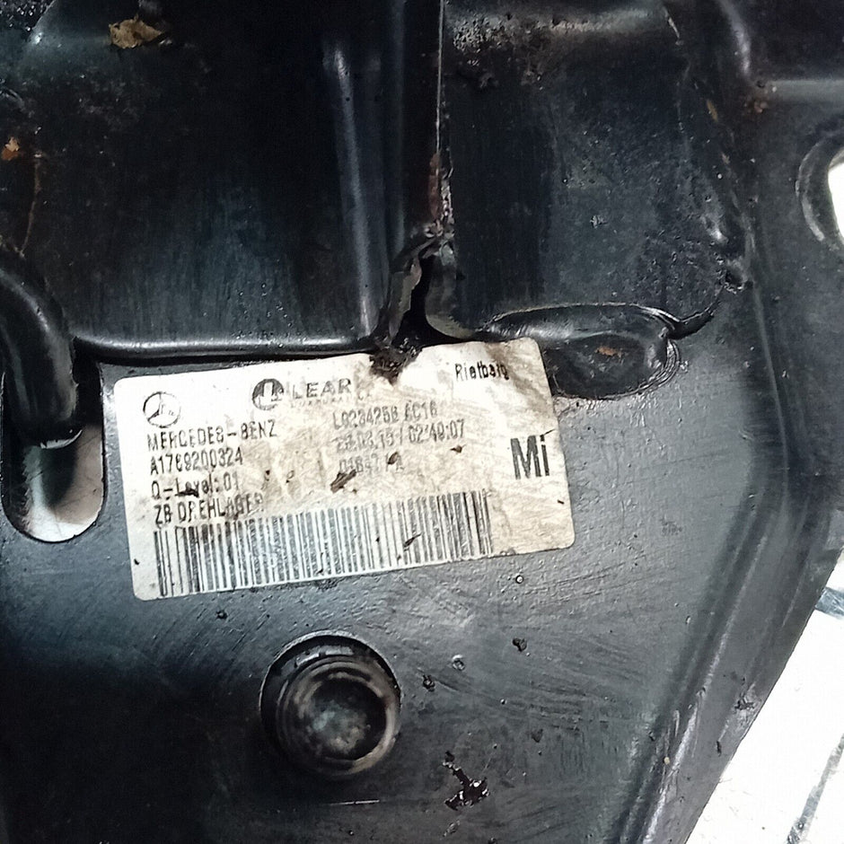 12-18MERCEDES A-CLASS W176 GENUINE REAR SEAT FOLDING MECHANISM CLAMP A1769200324