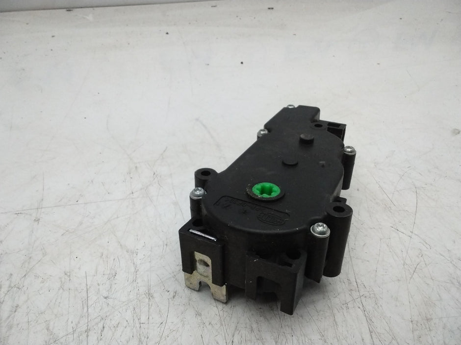 MERCEDES MERCEDES E-CLASS W212 REAR TAILGATE LOCK ACTUATOR  A2047500060 FMR57