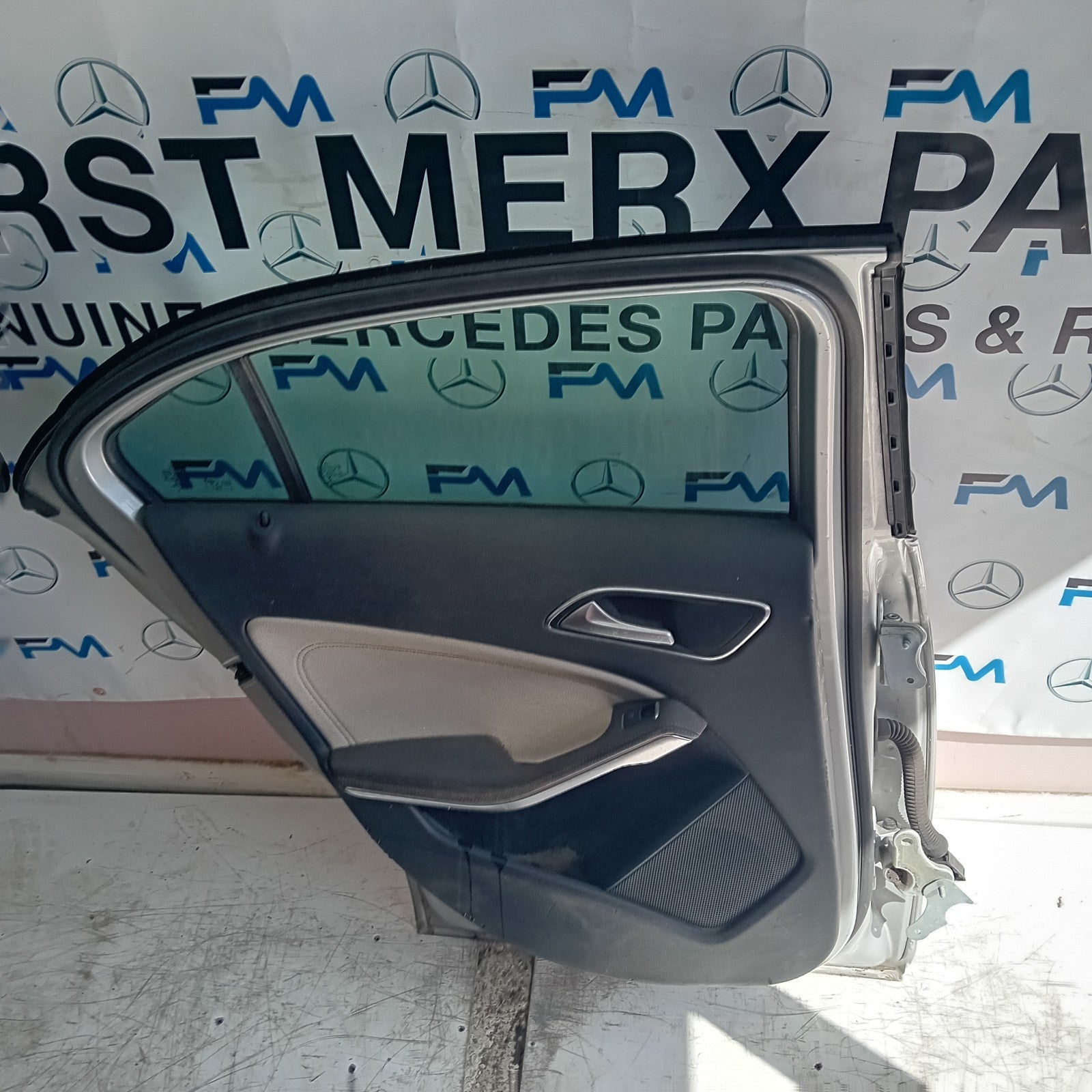 MERCEDES A-CLASS W176 PASSENGER REAR DOOR NSR SILVER 2012-18 COMPLETE FMD172