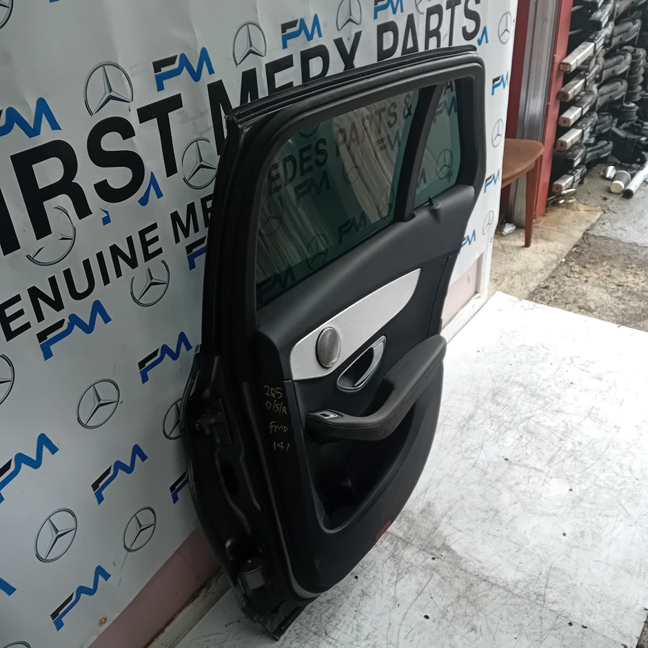 MERCEDES ESTATE C-CLASS W205 DRIVER REAR DOOR O/S/R GREY COMPLETE 2014-22 FMD141