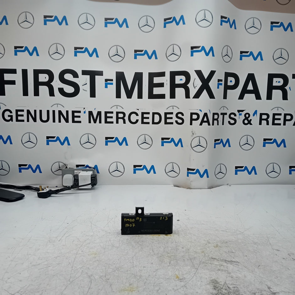 MERCEDES BENZ  E-CLASS TAILGATE CONTROL MODULE W213 A2139000814 FM001507