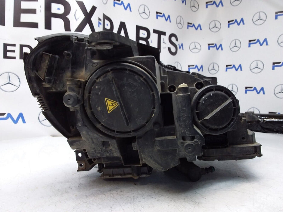 2011 MERCEDES C-CLASS W204 HEADLIGHT PASSENGER NS A2048205750 FMH126 
