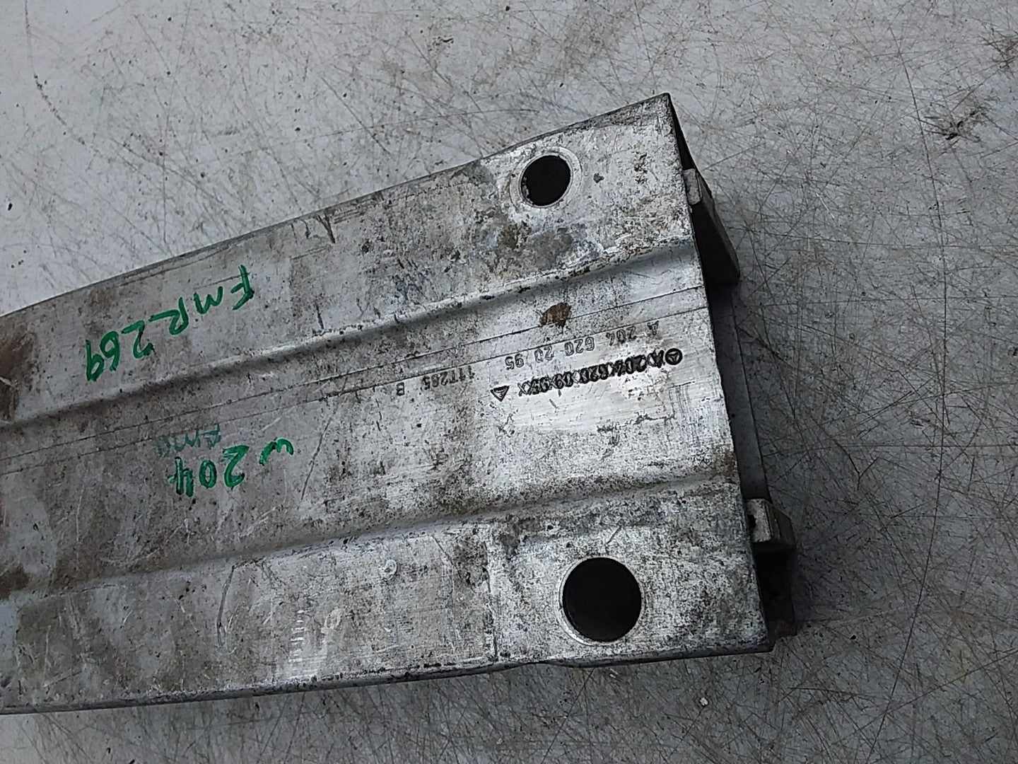 MERCEDES C-CLASS W204 ABSORBER BAR REINFORCEMENT RIGHT SIDE A2046202095 FMR269