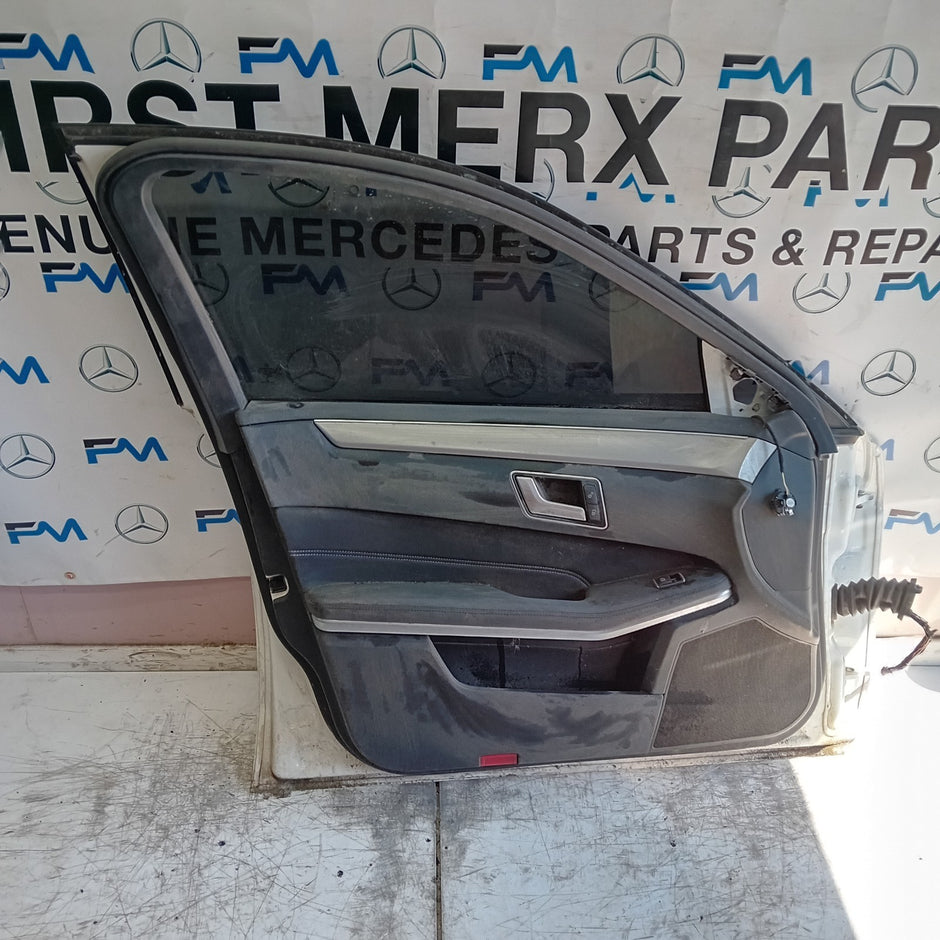 MERCEDES E-CLASS W212 PASSENGER FRONT DOOR NSF 2015 COMPLETE WHITE FMD521