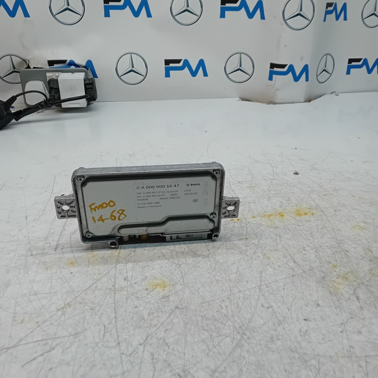 MERCEDES BENZ  C-CLASS W206 PARKING SENSOR CONTROL  A0009001647 FM001468