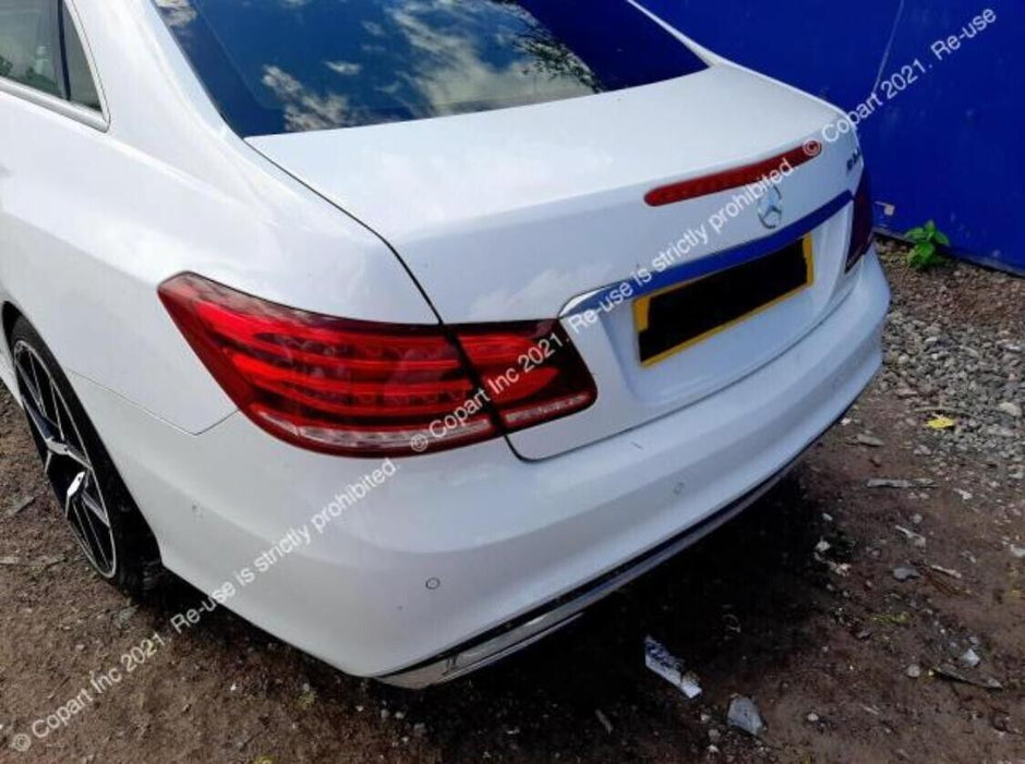 MERCEDES BENZ E-CLASS COUPE W207/BREAKING - REAR BUMPER AND BOOT