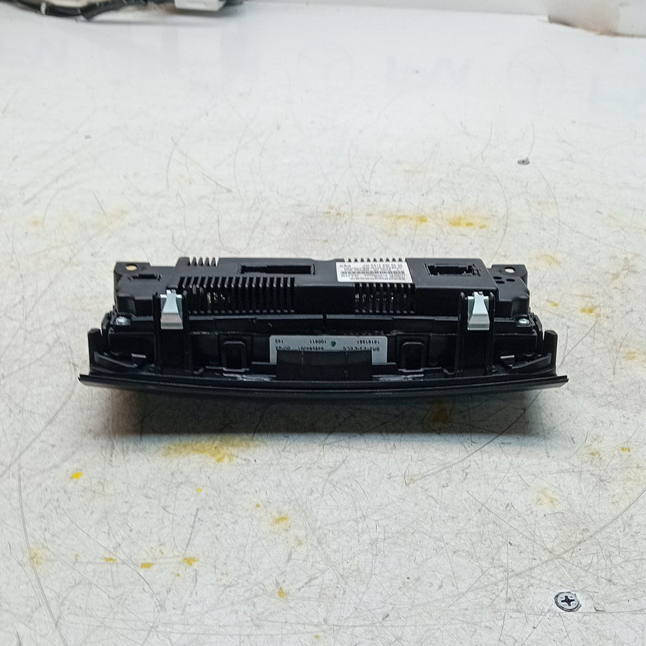 MERCEDES E CLASS W207 W212 CLIMATE CONTROL PANEL A2129008608 2016 FM001388