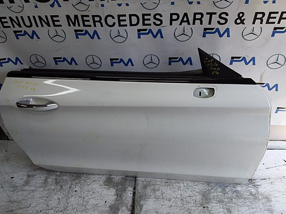 MERCEDES C-CLS C205  PASSENGER FRONT DOOR OSF WHITE 2016 ONWARDS COMPLETE FMD614