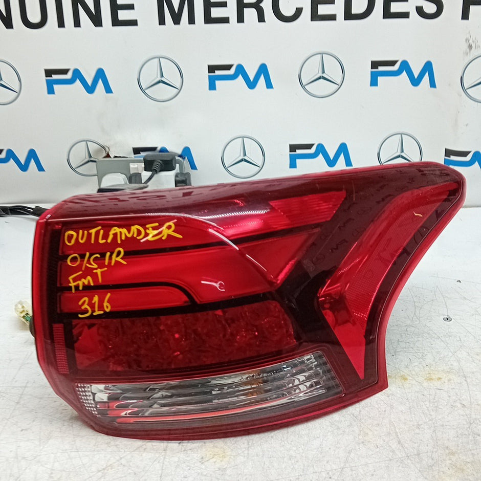 MITSUBISHI OUTLANDER MK3 DRIVER REAR OUTER TAIL LIGHT OSR 2014 FMT316