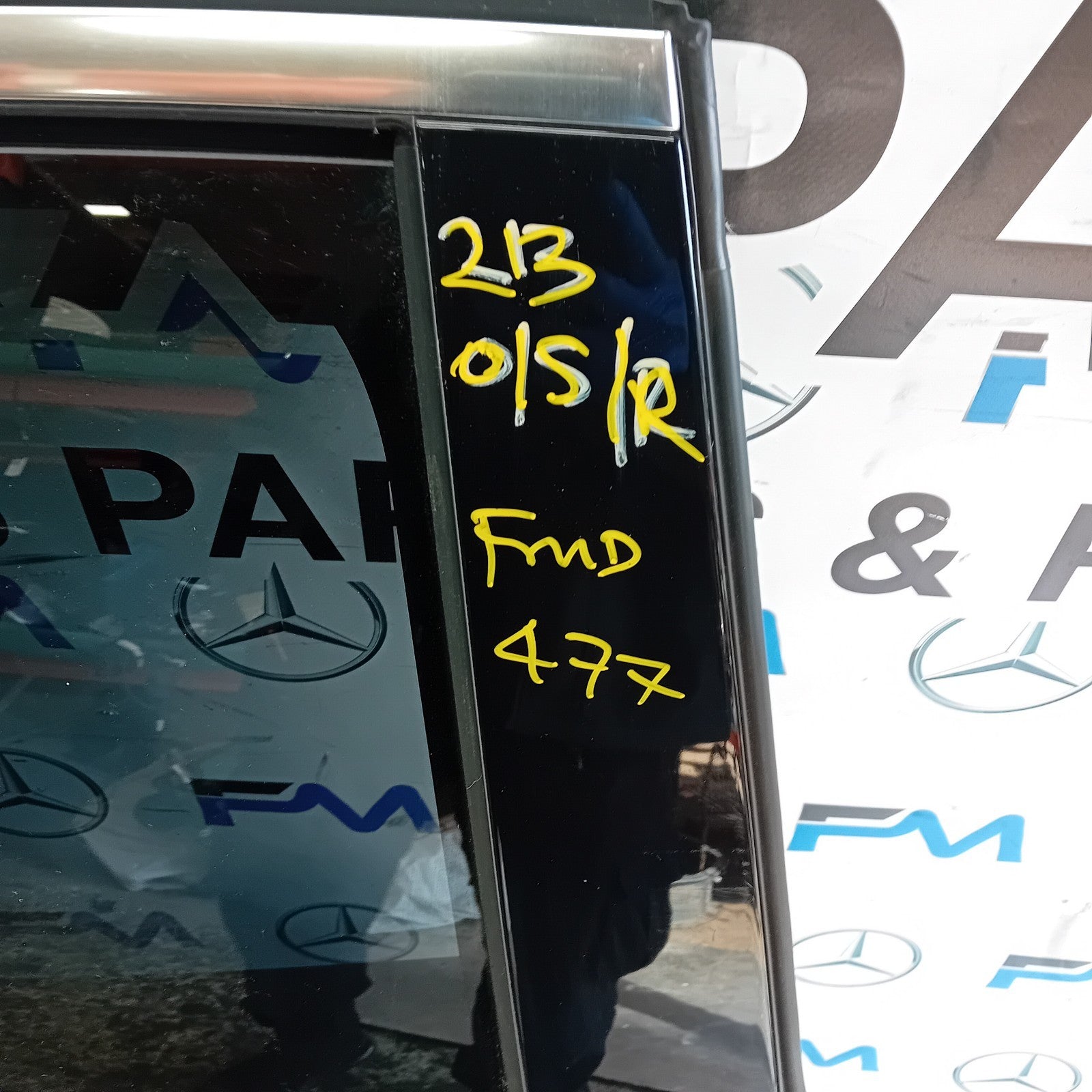 MERCEDES E-CLASS W213 SLN DRIVER REAR DOOR OSR SILVER 2016 ON COMPLETE FMD477