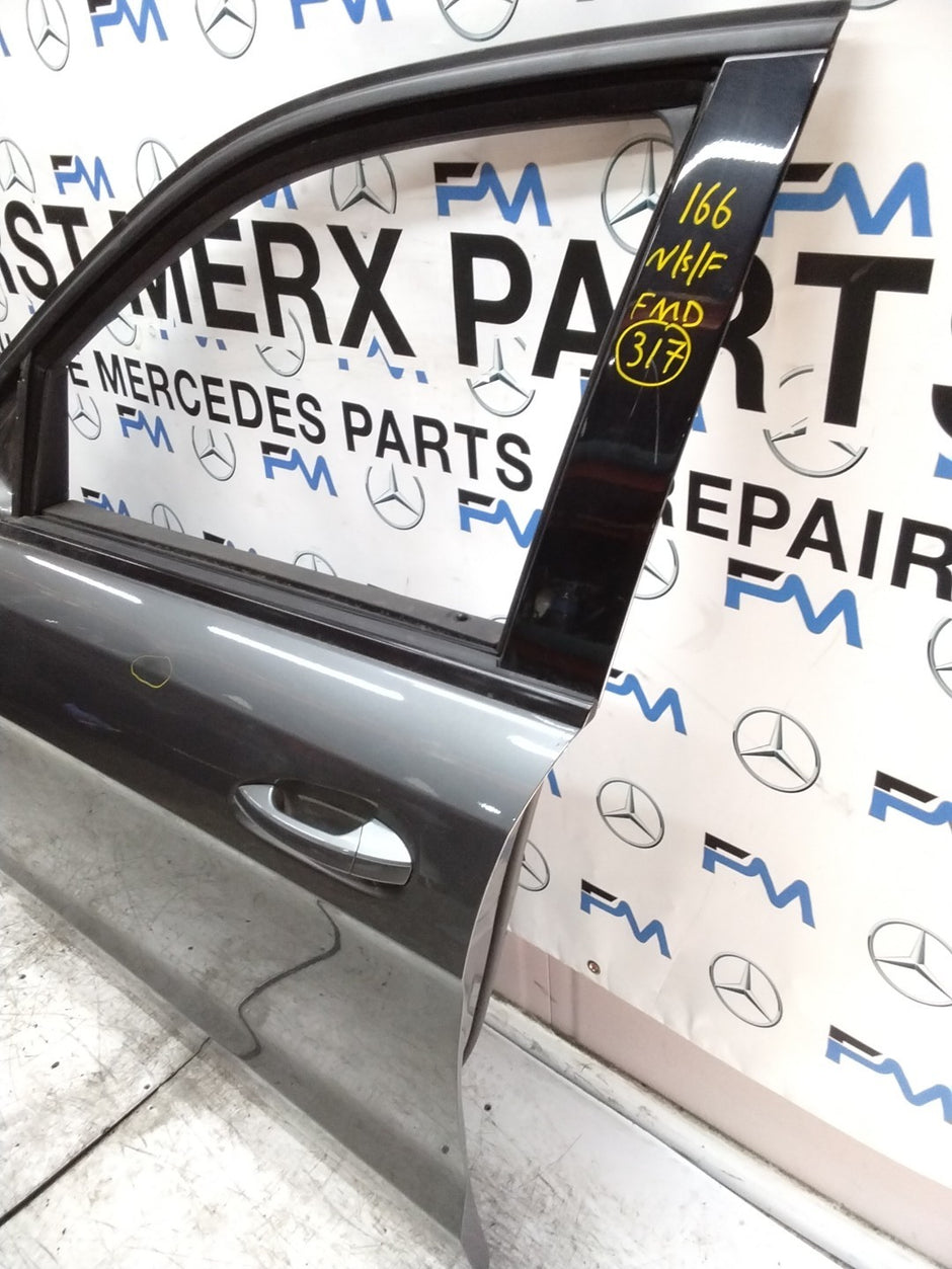 MERCEDES BENZ GLS W166 PASSENGER FRONT DOOR NSF GREY 2013-19 COMPLETE FMD317