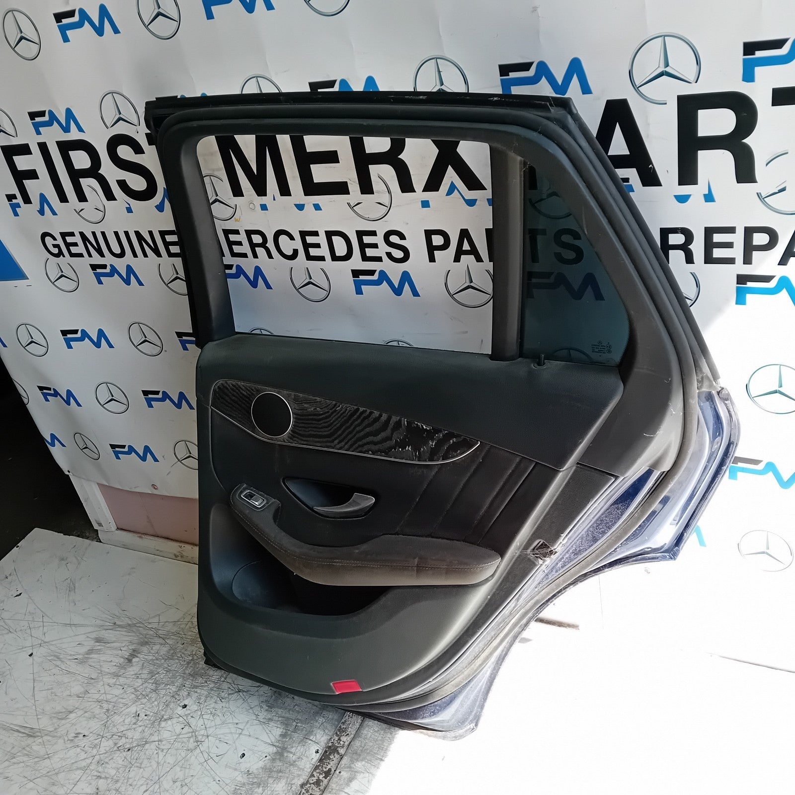 MERCEDES BENZ GLC W253 DRIVER REAR DOOR OSR BLUE 2016 ON COMPLETE FMD433