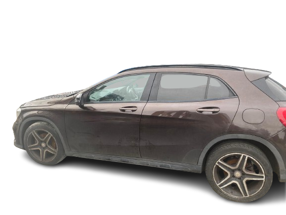 MERCEDES BENZ GLA W156  - BREAKING/ ENGINE AND GEAR BOX