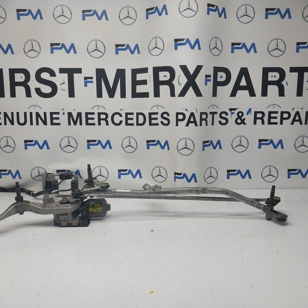 14-21 MERCEDES C CLASS WINDSCREEN WIPER MOTOR & LINKAGE FRONT A2058208202FM00215