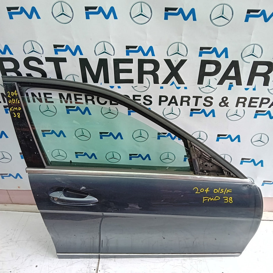 MERCEDES C-CLASS W204 DRIVER SIDE FRONT DOOR O/S/F COMPLETE GREY FMD38