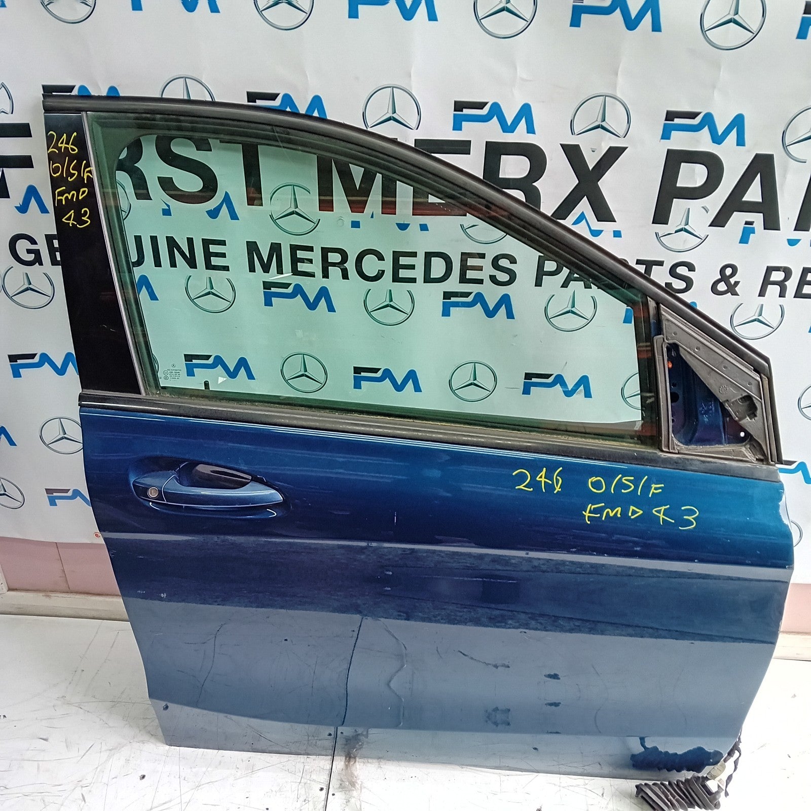 MERCEDES BENZ B-CLASS W246 DRIVER SIDE FRONT DOOR O/S/F COMPLETE BLUE FMD43