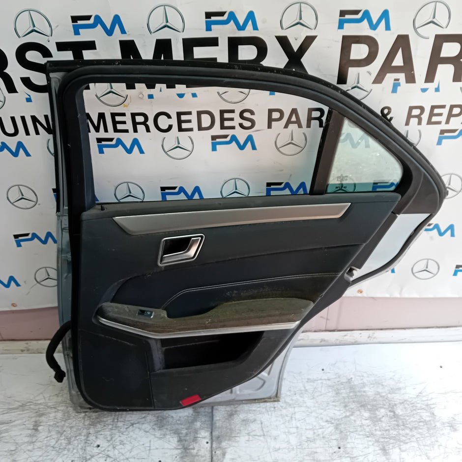 MERCEDES E-CLASS W212 SLN DRIVER REAR DOOR OSR SILVER 2014 ON COMPLETE FMD476
