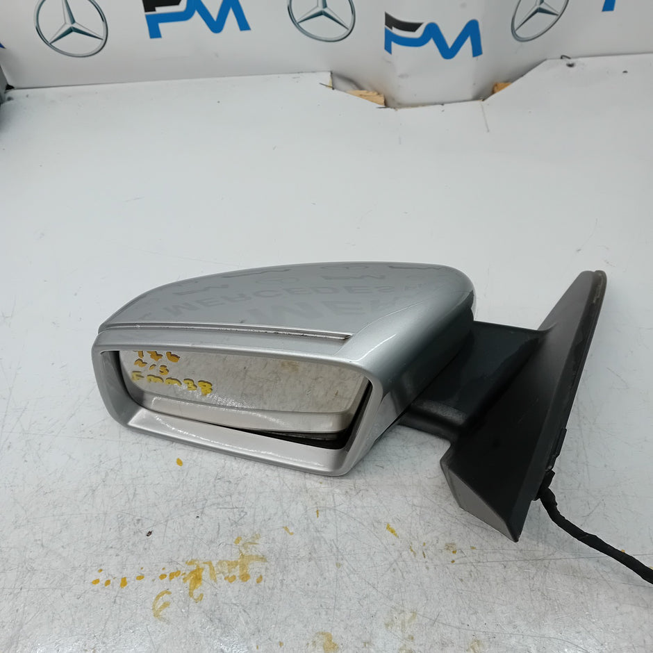 MERCEDES A-CLASS  W176 PASSENGER SIDE WING MIRROR A1768100116 SILVER FMM38