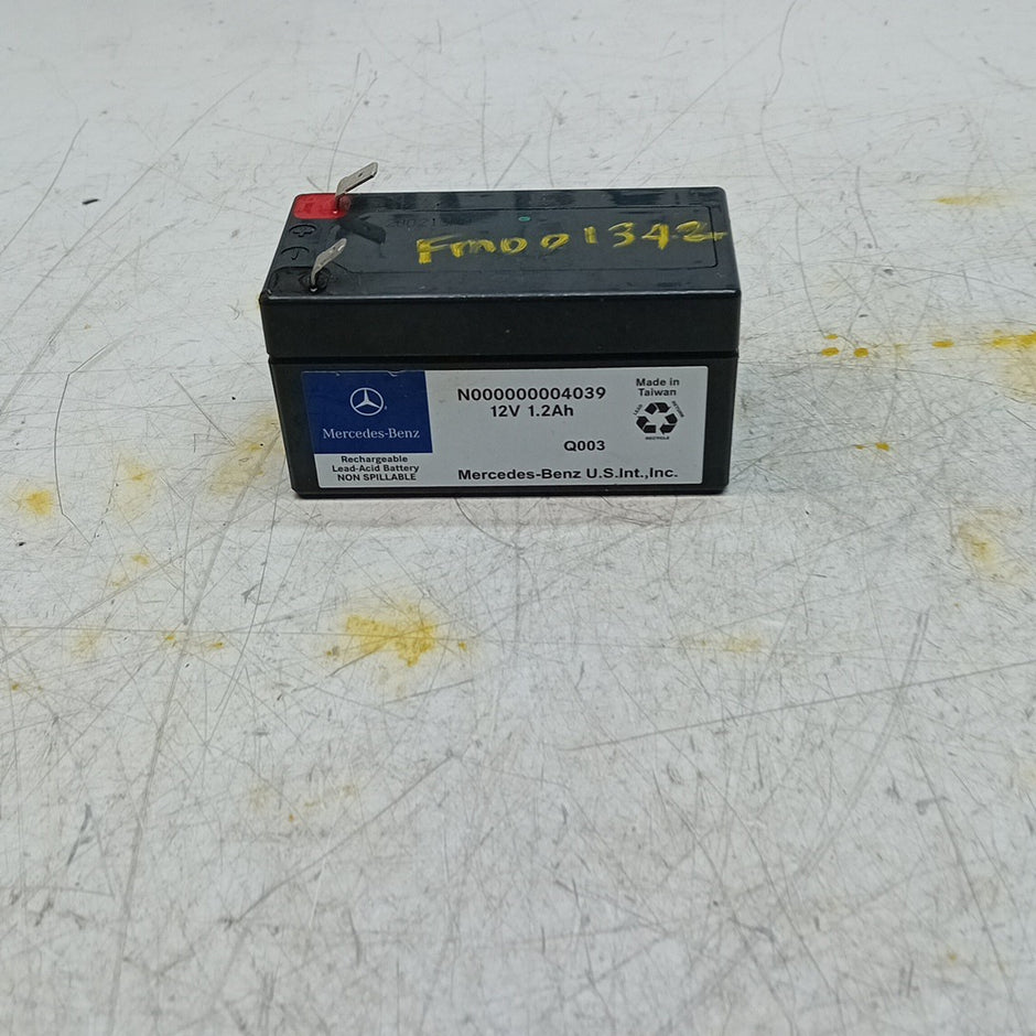 MERCEDES BENZ AUXILIARY LEAD ACID  BATTERY N000000004039 12V 1.2Ah Q003 FM001342