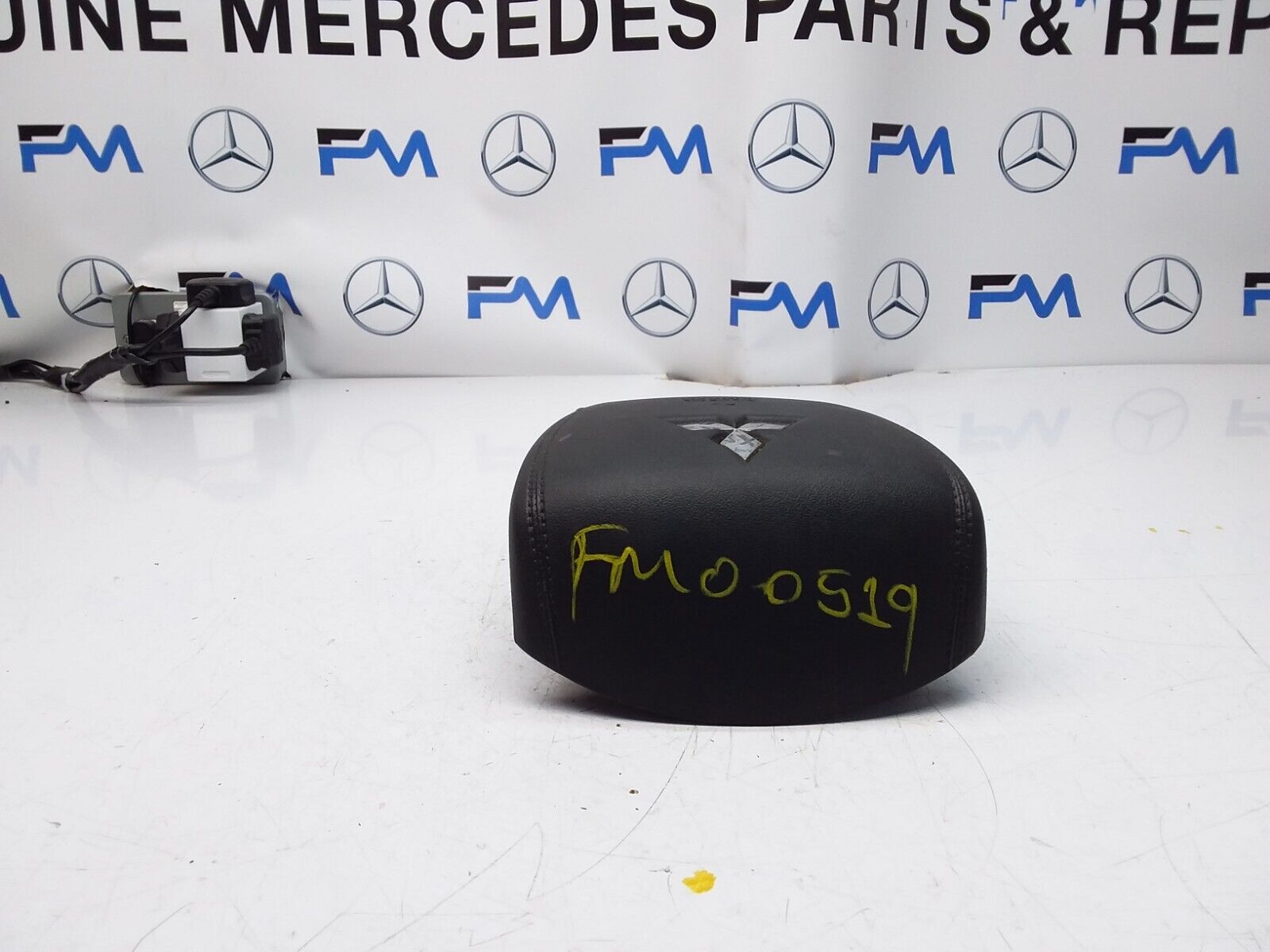 MITSUBISHI  OUTLANDER MK3 TG14A02001 STEERING WHEEL SRS AIRBAG FM00519