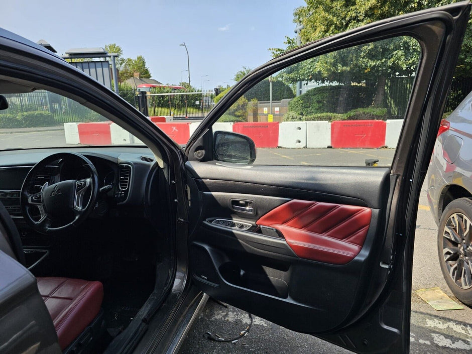 MITSUBISHI OUTLANDER 2016 BREAKING / AIR BAGS ( STEERING WHEEL, KNEE, ROOF )