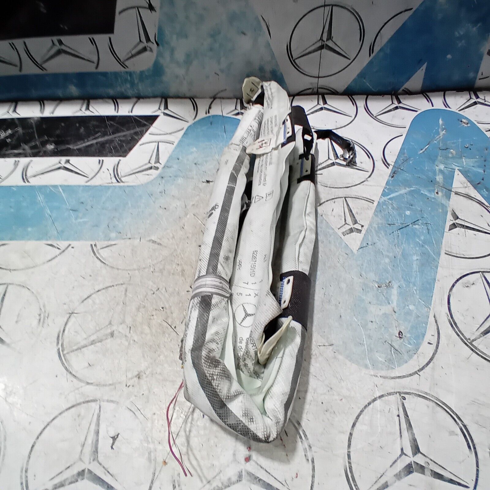 MERCEDES CLA CURTAIN AIBAG ROOF LEFT PASSENG SIDE MK19 (24) 2013-2019 1178601102