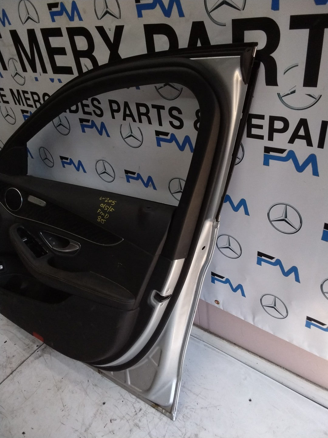 MERCEDES BENZ C-CLASS W205 DRIVER SIDE FRONT DOOR O/S/F  SILVER FMD86