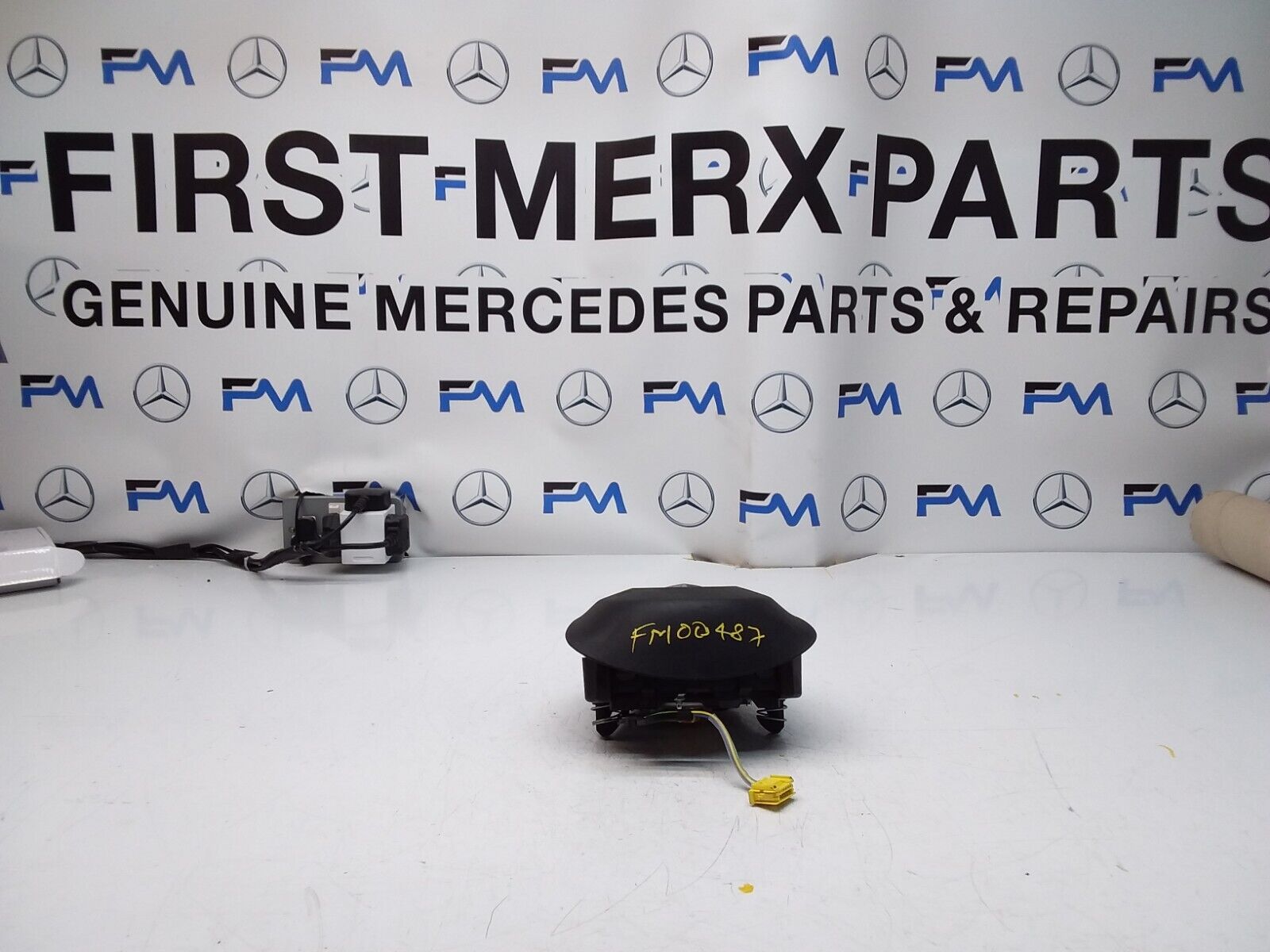 MERCEDES C-CLASS W205 STEERING WHEEL AIRBAG 308998793162-AB FM00487