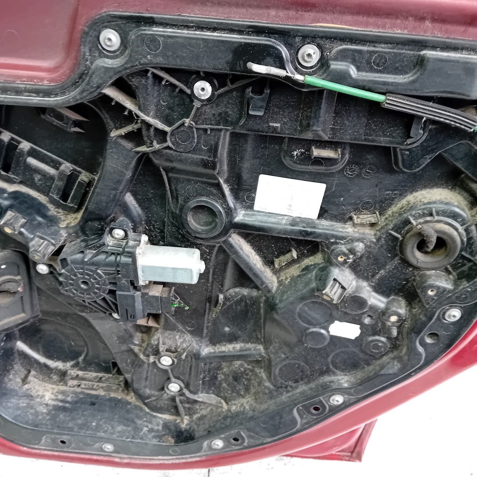 MERCEDES BENZ C-CLASS W205 SALOON DRIVER REAR DOOR OSR RED 2014 ON  FMD239