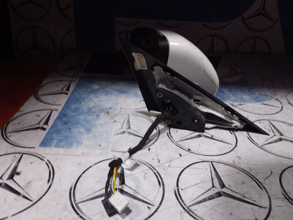 MERCEDES W205 PASSANGER SIDE DRIVER SIDE MIRROR 2015 WHITE A2058101916