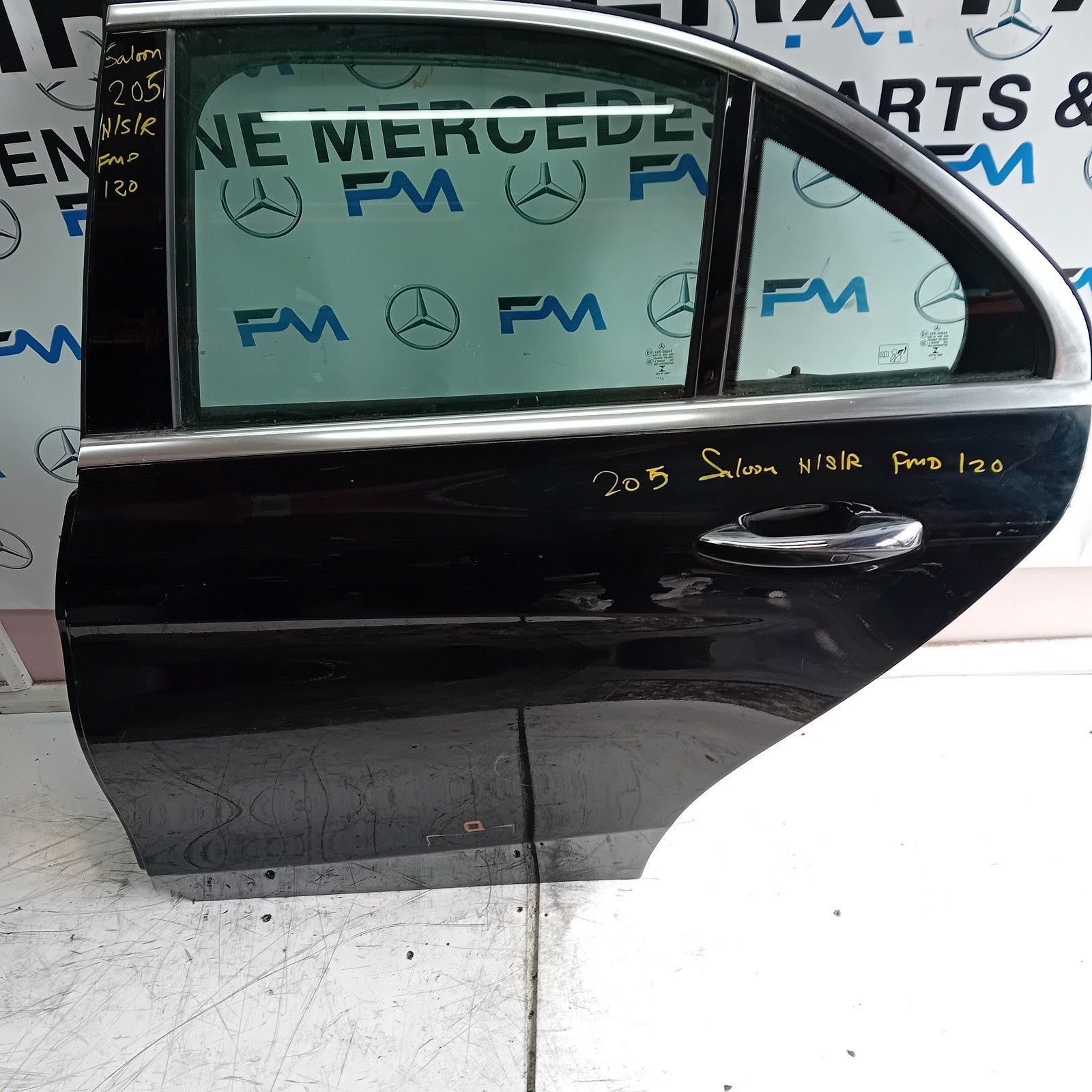 MERCEDES BENZ C-CLASS W205 PASSENGER SIDE REAR DOOR N/S/R BLACK FMD120