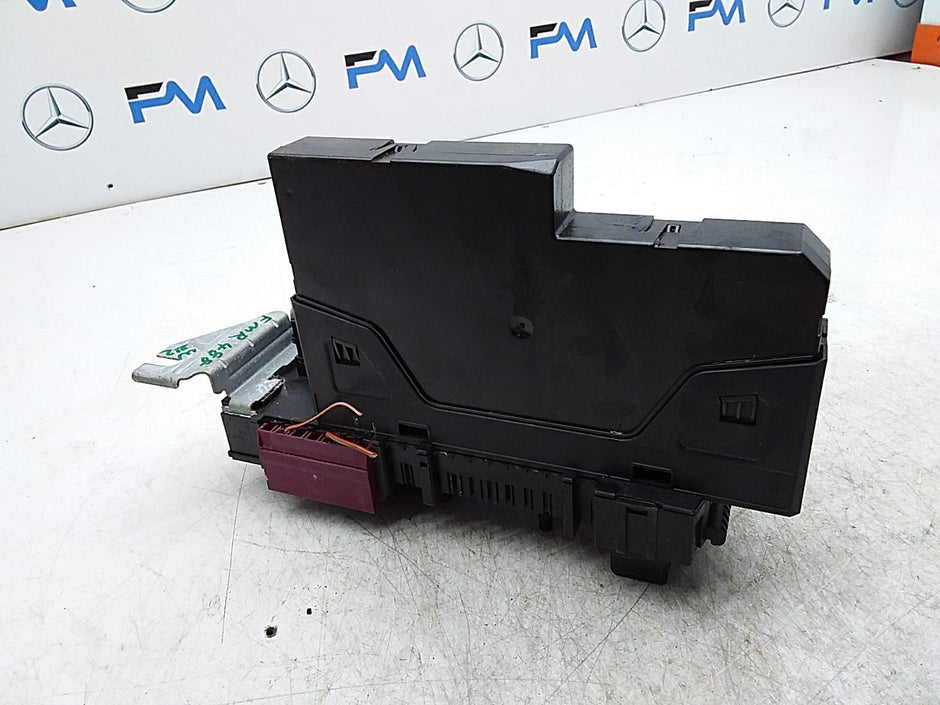MERCEDES BENZ  E-CLASS W212  FUSE BOX RELAY BOX A2129005401 FMR488
