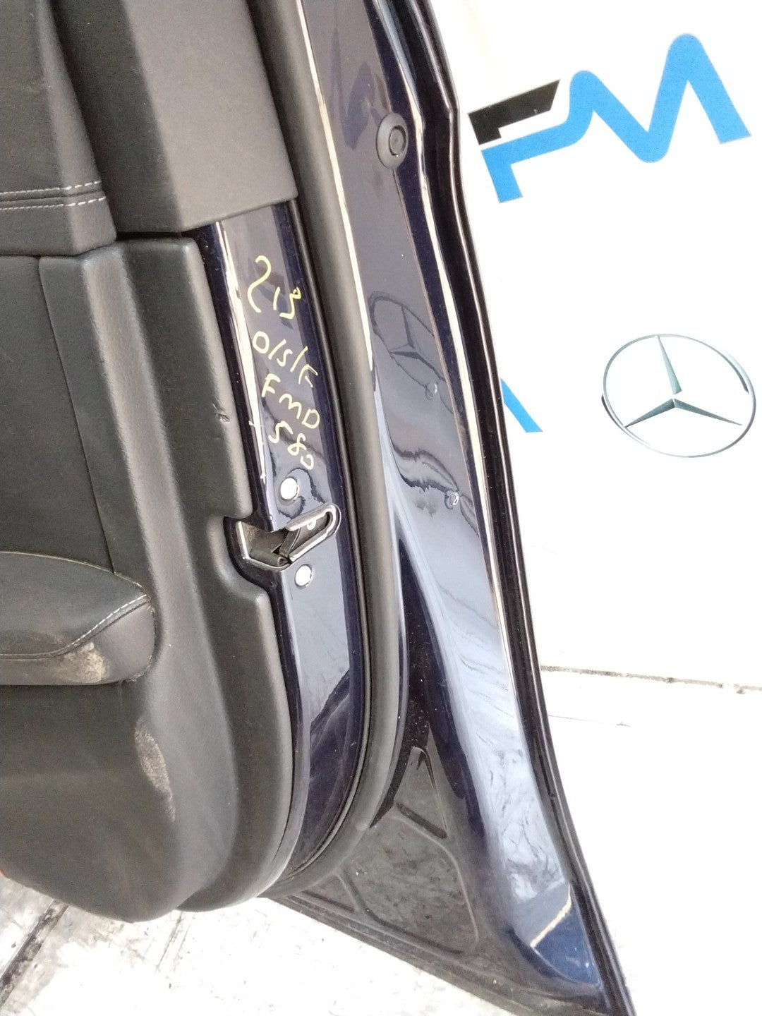 MERCEDES BENZ  E-CLASS W213 SLN DRIVER FRONT DOOR OSF BLUE 2016-20  FMD580