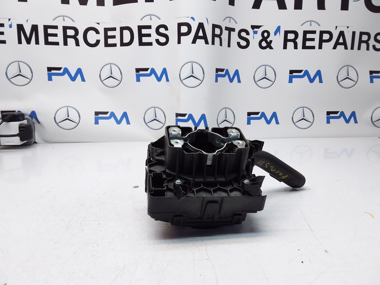 Mercedes  A-CLASS W177 INDICATOR/WIPER GEAR SELECT + SQUIB 10139371 2018 FM00530