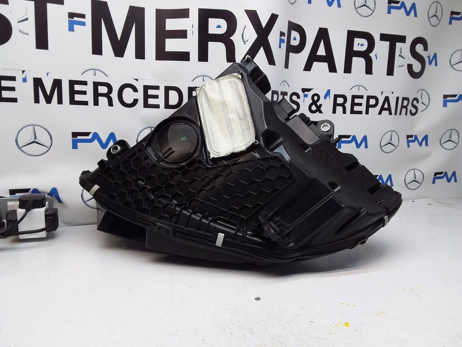 Mercedes EQS W297 Right Side LED Headlight 2022 A2979062203 FMH63 Digital
