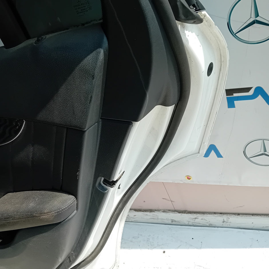 MERCEDES GLC X253 DRIVER REAR DOOR OSR 2016 ON WHITE COMPLETE FMD277