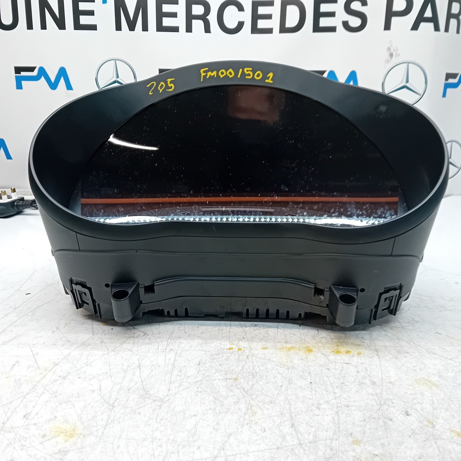 MERCEDES C-CLASS W205 SPEEDOMETER INSTRUMENT CLUSTER BLACK A2059009215 FM001501
