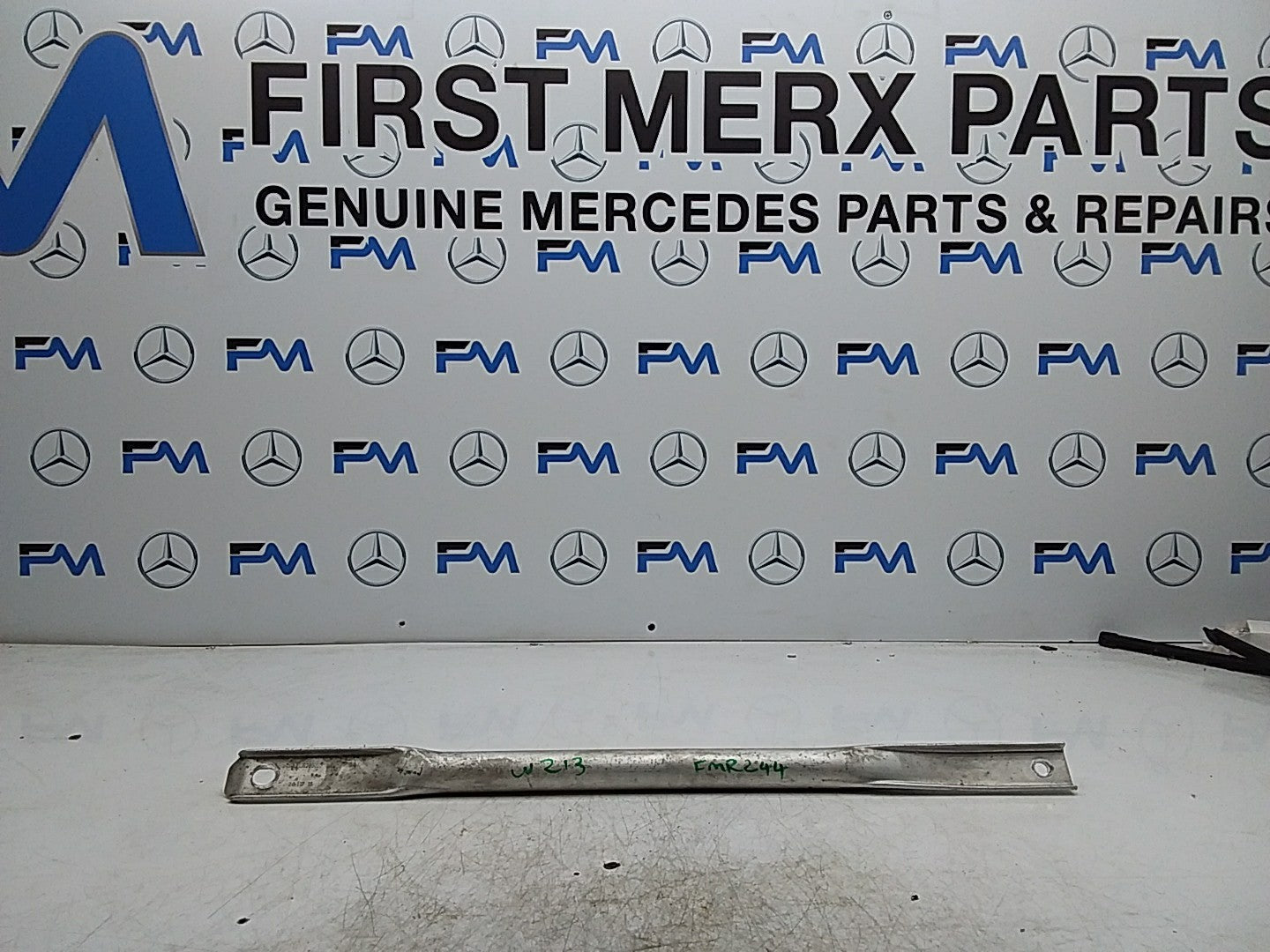 MERCEDES E-CLASS W213 BRACE STRUT BAR  A2136280000 FMR244