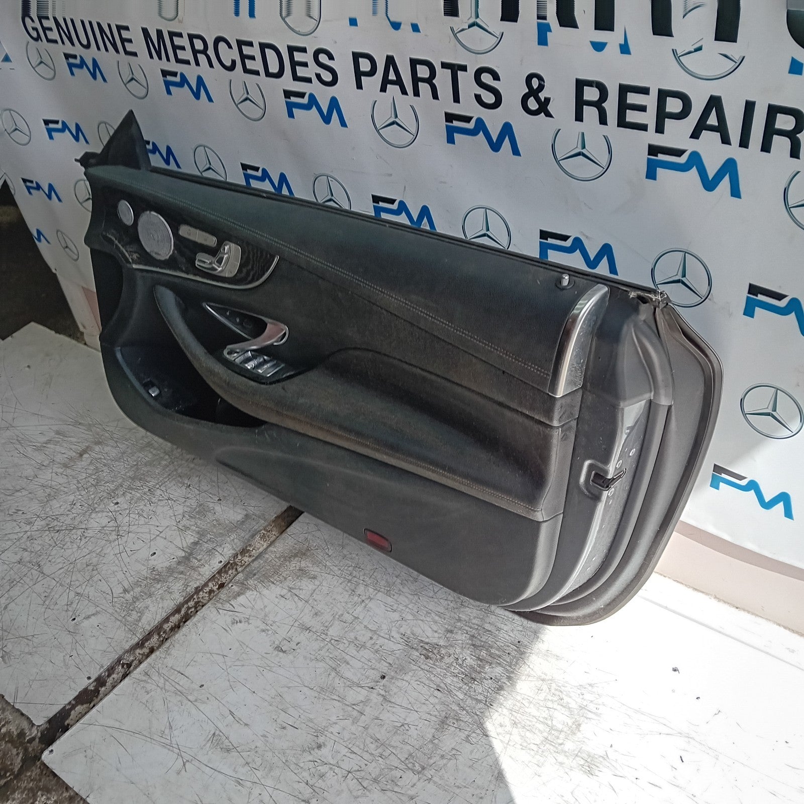 MERCEDES E-CLASS C238 CP DRIVER FRONT DOOR OSF 2016 ON GREY COMPLETE FMD405