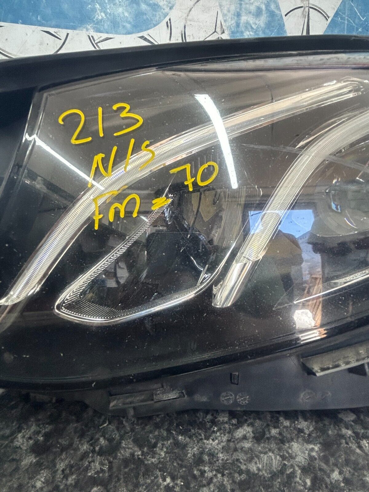 MERCEDES E CLASS W213 16 - 19 HEADLIGHT PASSENGER SIDE LEFT A2139069103 FMH70