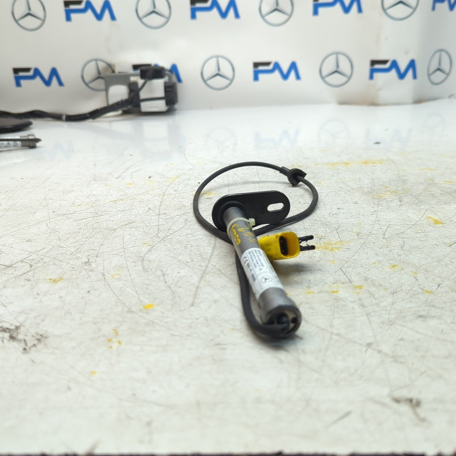 MERCEDES C CLASS W206 BONNET PEDESTRIAN ACTUATOR A2069066800 2017 FM001433