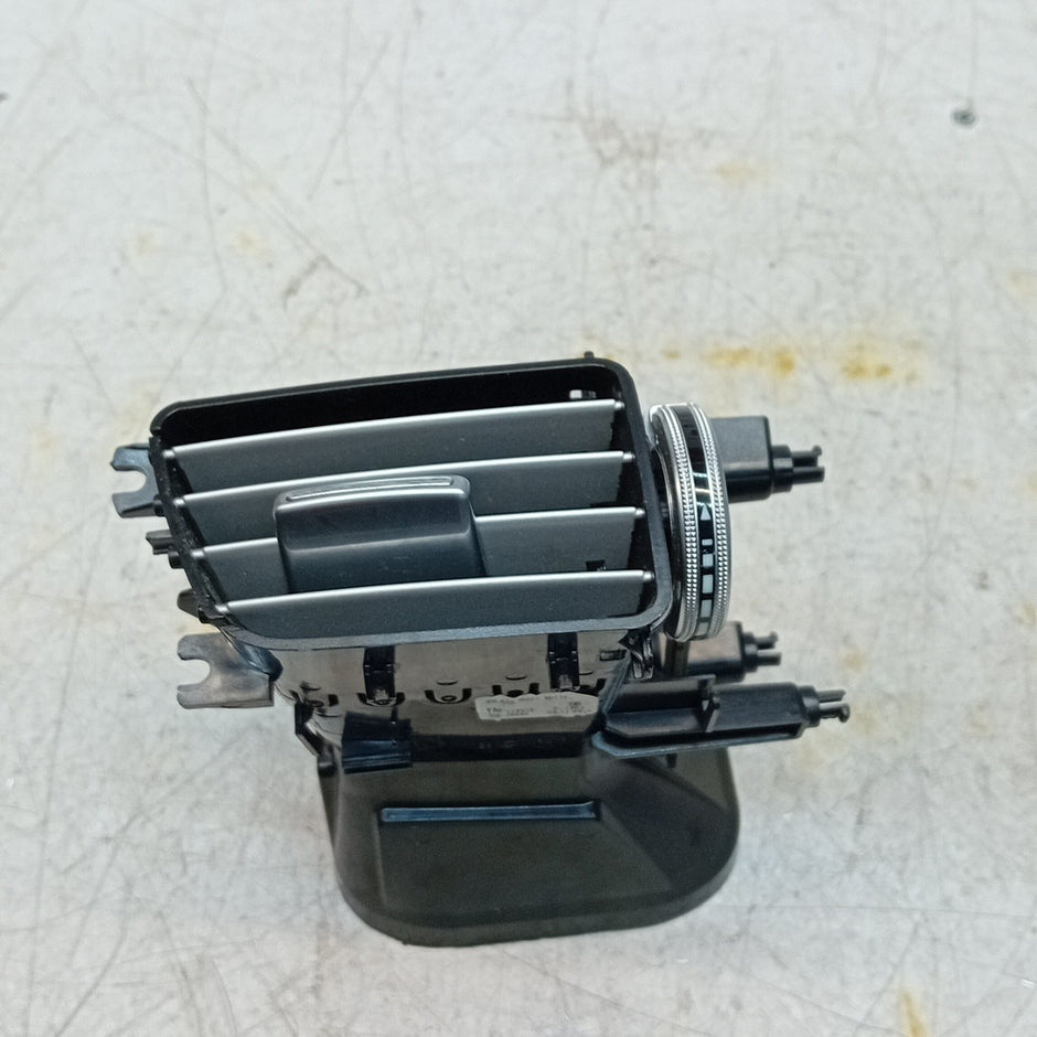 MERCEDES E-CLASS W212 DASHBOARD  AIRVENT LEFT A2128303154 2016 ON FM001549