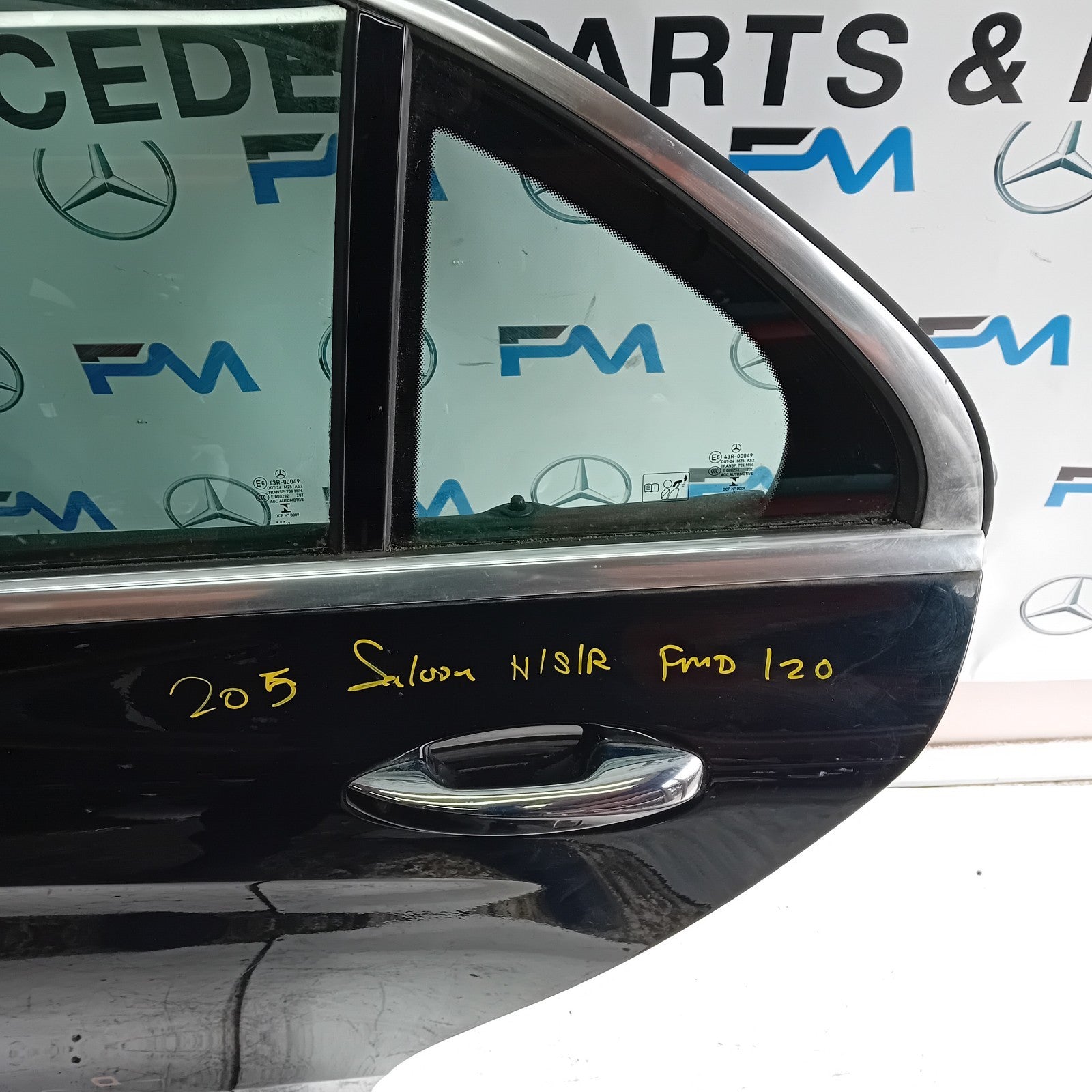 MERCEDES BENZ C-CLASS W205 PASSENGER SIDE REAR DOOR N/S/R BLACK FMD120