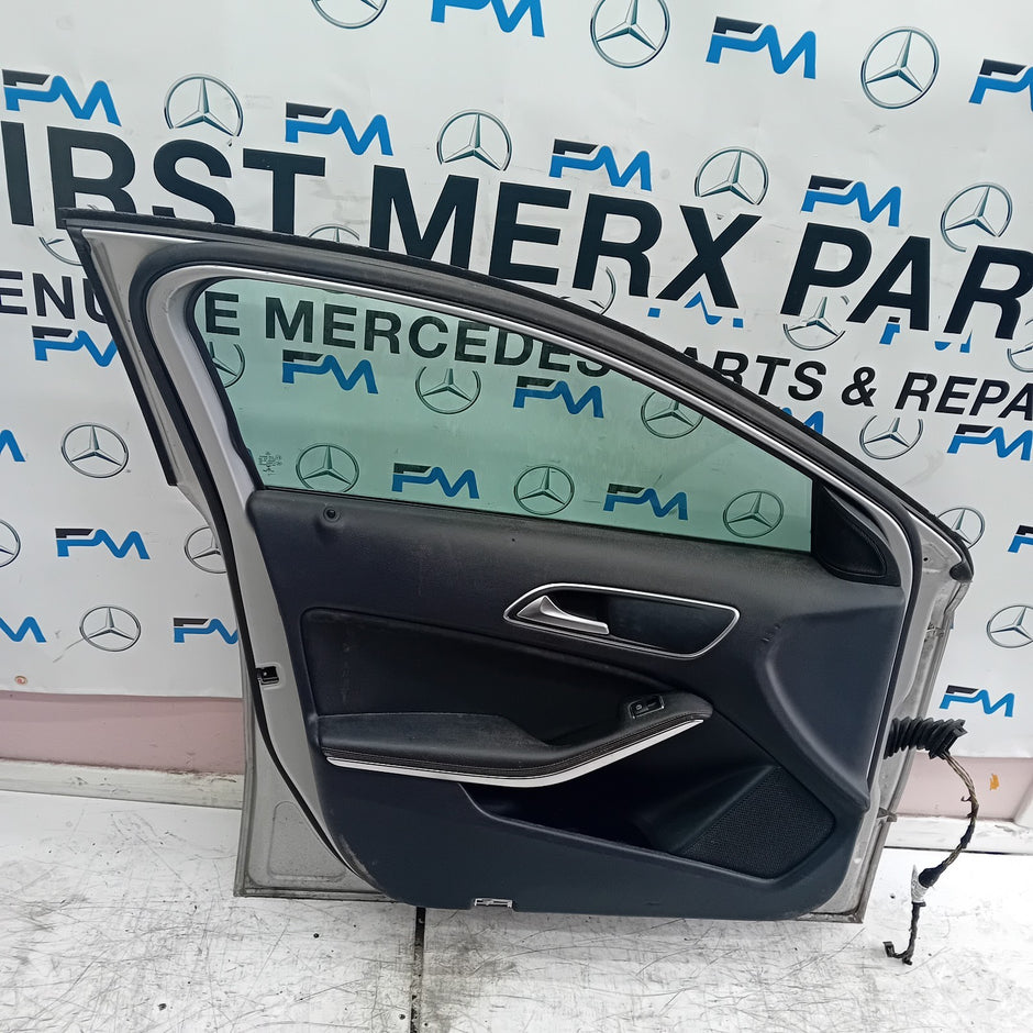 MERCEDES A-CLASS W176 PASSENGER FRONT DOOR N/S/F SILVER 2012-18 COMPLETE FMD157