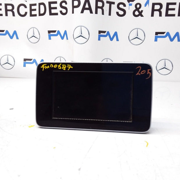 MERCEDES C-CLASS W205 2014 SAT NAV MULTIMEDIA SCREEN A2059004113 FM00687