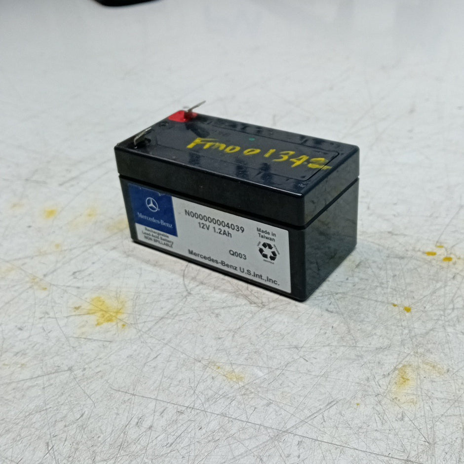 MERCEDES BENZ AUXILIARY LEAD ACID  BATTERY N000000004039 12V 1.2Ah Q003 FM001342