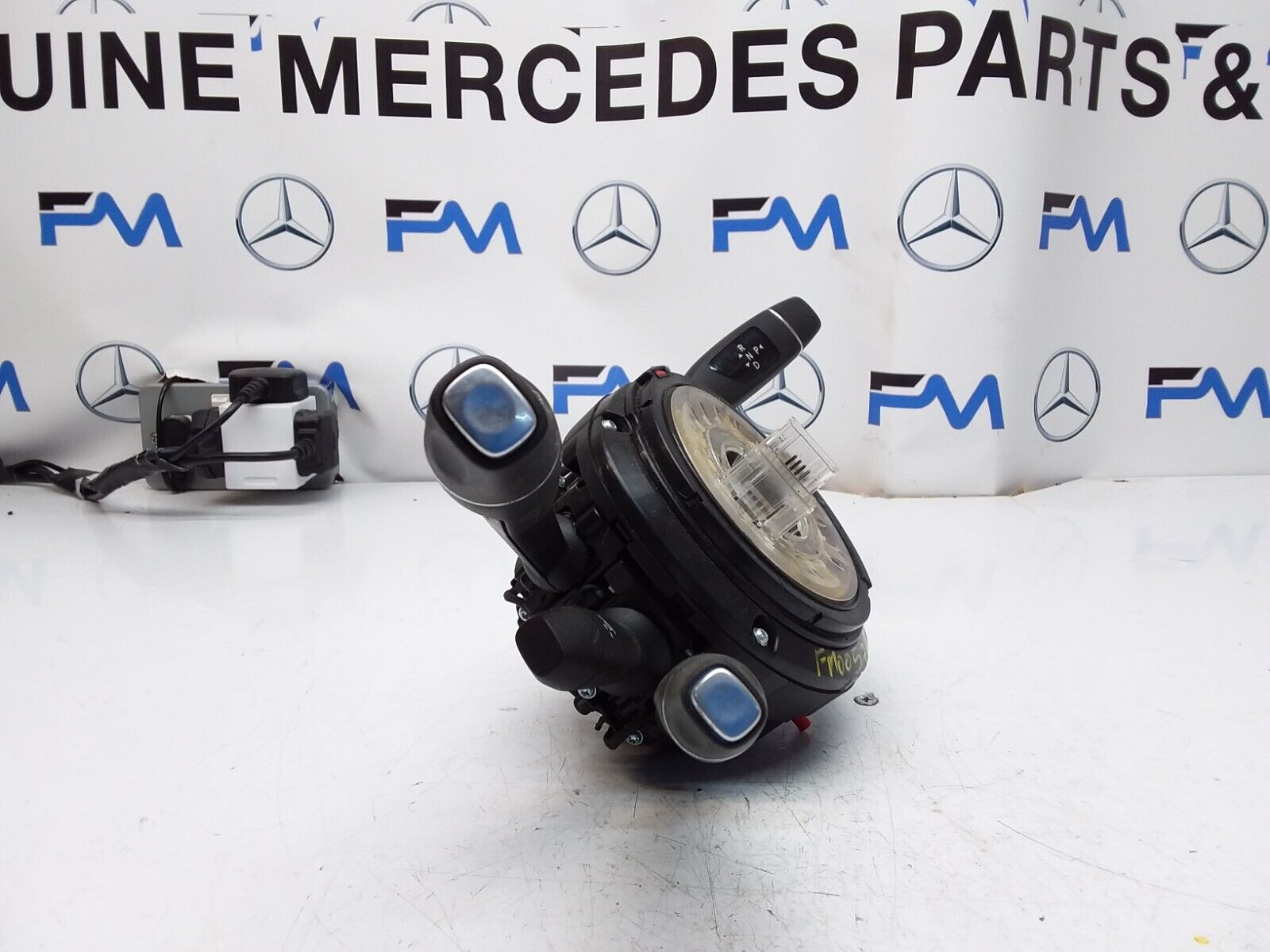 Mercedes E GLE CLASS W212 INDICATOR/WIPER GEAR SELECT + SQUIB  2016 FM00572