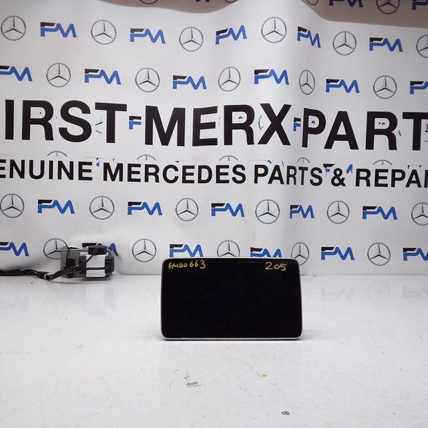 MERCEDES C-CLASS W205 2016 SAT NAV MULTIMEDIA SCREEN A2059002211 FM00663