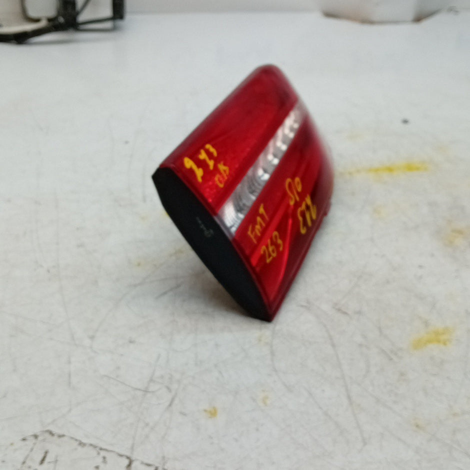 MERCEDES BENZ  E-CLASS W213 DRIVER RIGHT OS REAR TAIL LIGHT FMT263